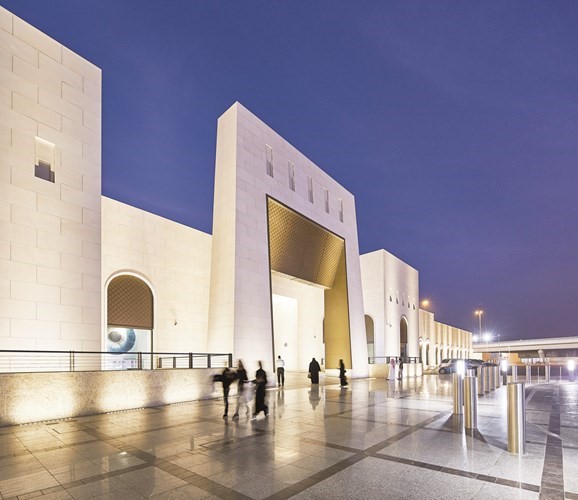 أحد المداخل الرئيسية لمشروع الأفنيوز- البحرين ﻿
