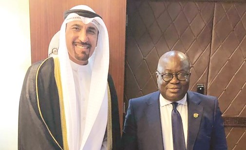رئيس غانا نانا اكوفو أدو مستقبلا السفير محمد الفيلكاوي﻿