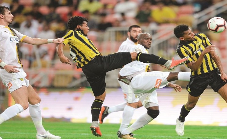الاتحاد المترنح فشل في تجاوز أحد﻿