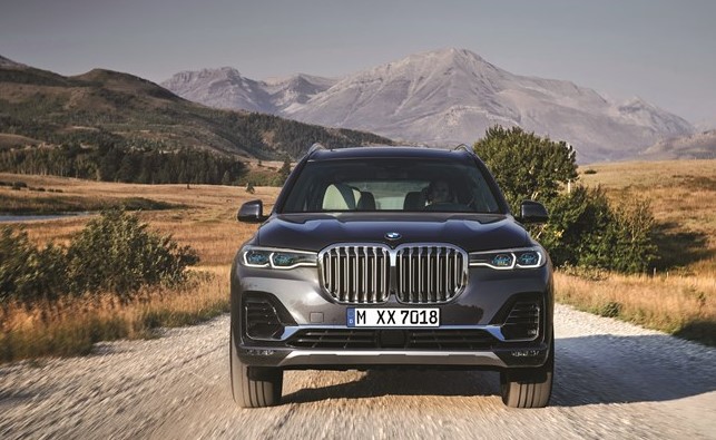 BMW X7 الجديدة كلياً.. بُعد جديد في مجال الترف