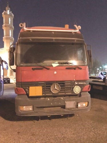 «مرور الفروانية» شنت حملة موسعة لرصد مخالفات الشاحنات والسيارات الثقيلة بالمواقف العامة والساحات الترابية