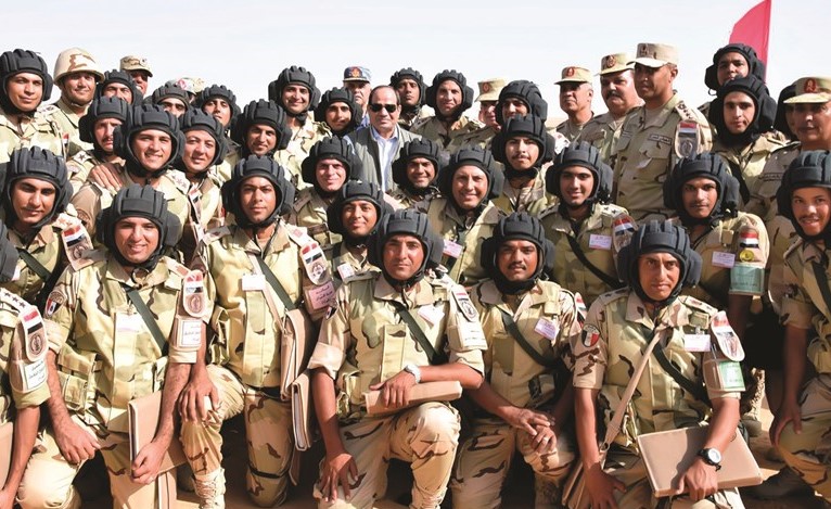 الرئيس عبد الفتاح السيسي يشهد بيان الرماية الصاروخيةحماة السماءلوحدات الدفاع الجوى امس﻿