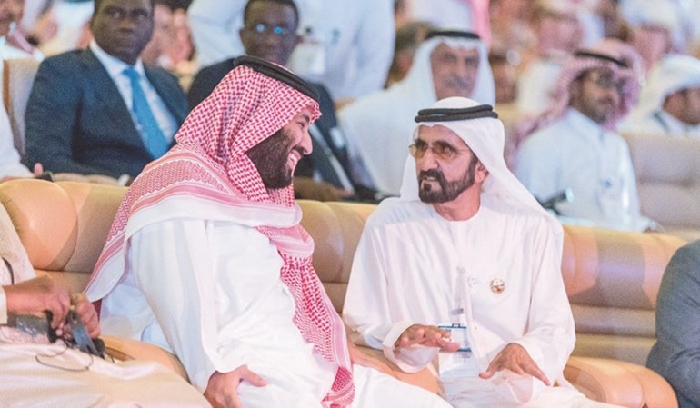حديث بين الشيخ محمد بن راشد والأمير محمد بن سلمان﻿