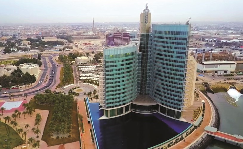 «البترول»: لا تمديد للقيادات النفطية