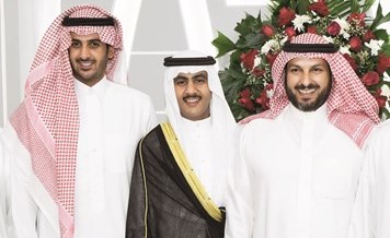 محمد الطاحوس وسعود الطاحوس يباركان﻿