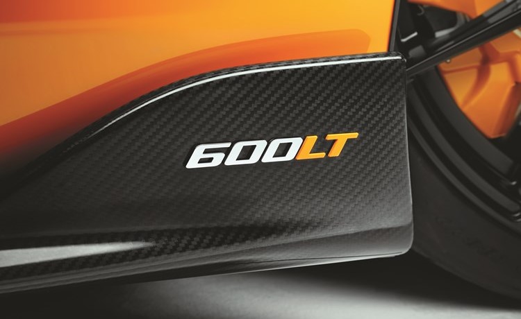 ماكلارين 600LT.. وجدت لتتفوق على الطرقات وحلبات السباق