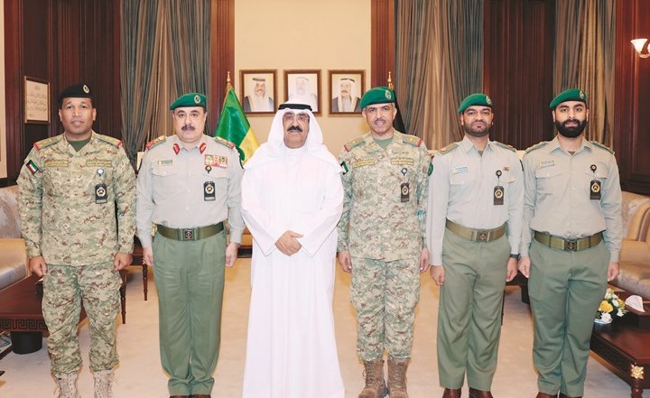 الشيخ مشعل الأحمد مستقبلا الفريق الركن م.هاشم الرفاعي والوفد المرافق﻿