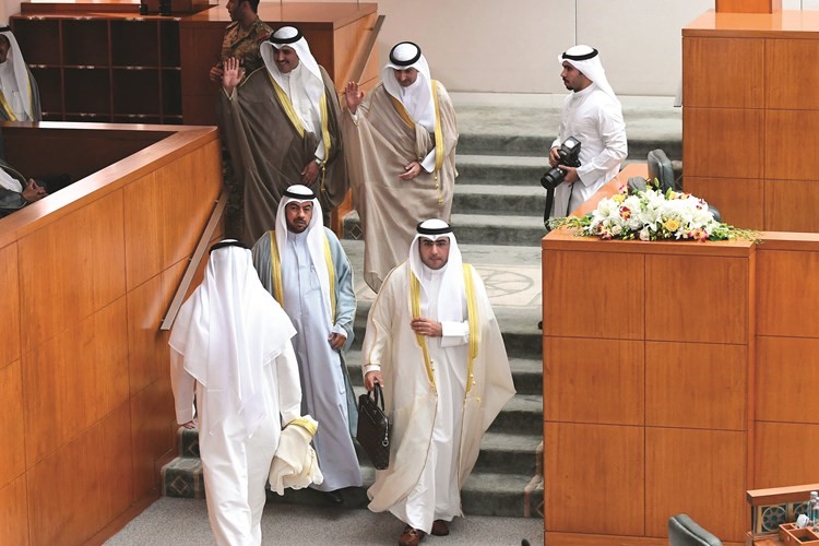 د.عبدالكريم الكندري وعلي الدقباسي وعبدالوهاب البابطين وناصر الدوسري﻿