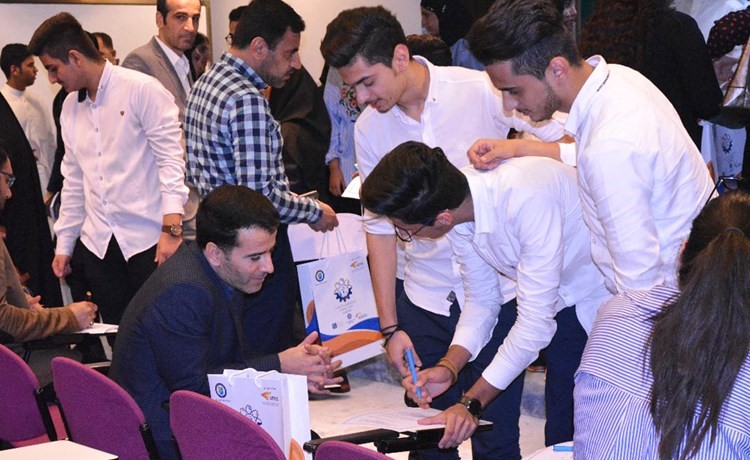 المسابقة الهندسية السادسة بـ«الهندسة والبترول» تحتضن 46 فريقاً