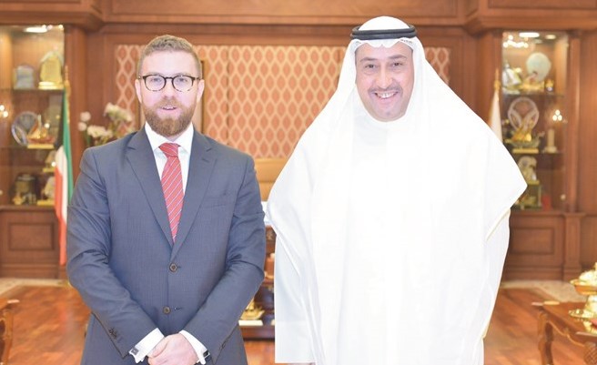 الحمود استقبل سفير هنغاريا.. وكرّم مدير إدارة تحقيقات الفروانية