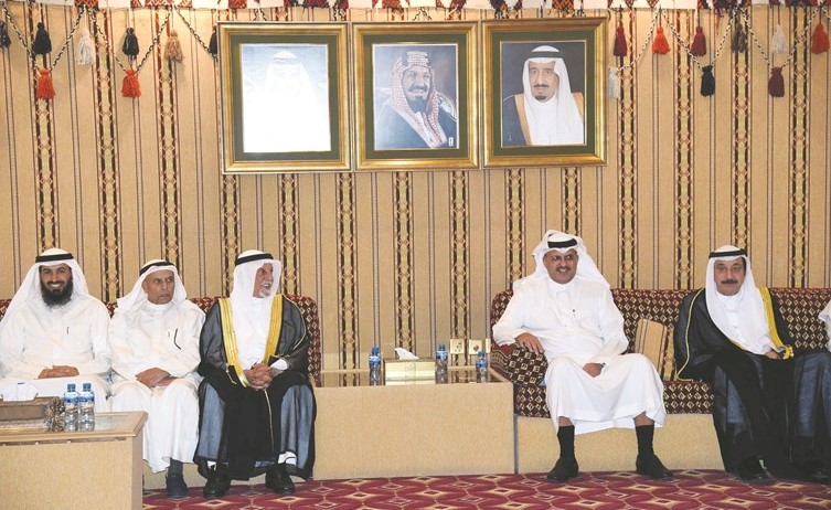 أحمد المشعان الجربا وعبدالعزيز الغنام وعبدالرحمن الغنيم﻿