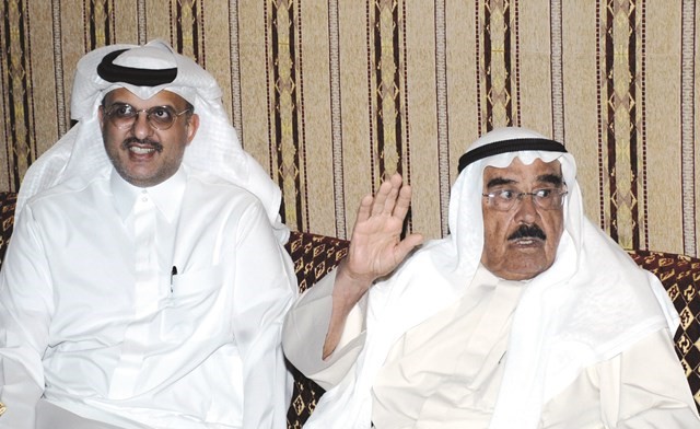 الشيخ فيصل السعود والسفير السعودي الأمير سلطان بن سعد﻿