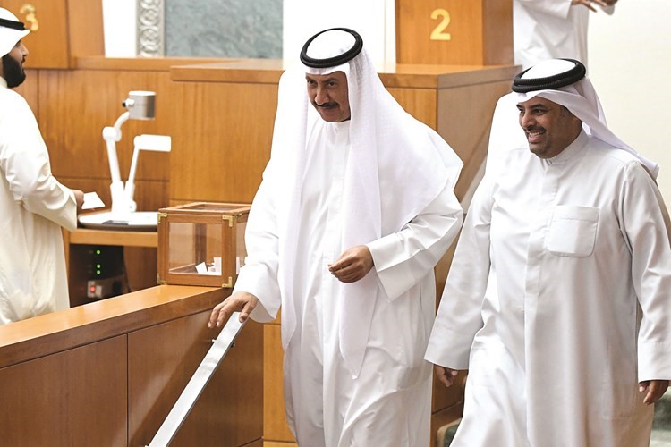 مبارك الحجرف وم. حسام الرومي ﻿