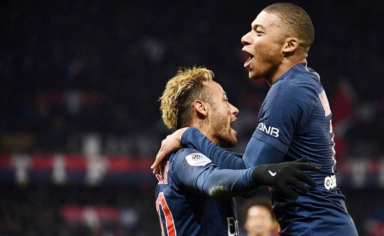 دورتموند تجاوز فولفسبورغ.. وبايرن يتعثر