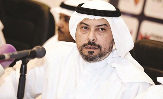 طلال الفهد.. دعواتنا بالشفاء