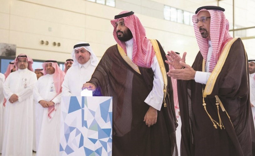 صاحب السمو الملكي الأمير محمد بن سلمان مدشنا أحد المشاريع ﻿