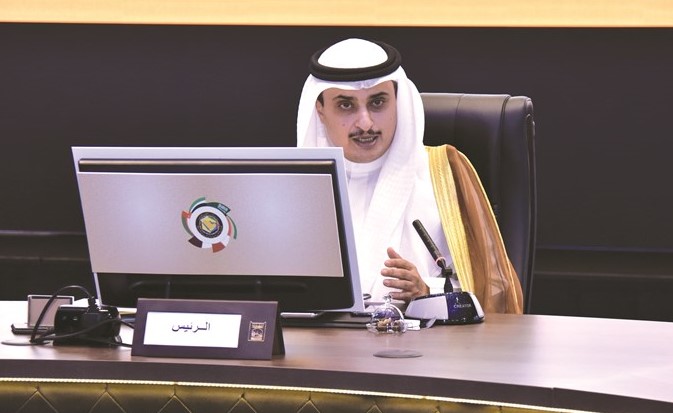 م.أحمد المنفوحي مترئسا الاجتماع ﻿
