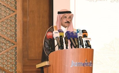 رئيس اتحاد الصحافة الخليجية خالد بن حمد المالك متحدثا ﻿