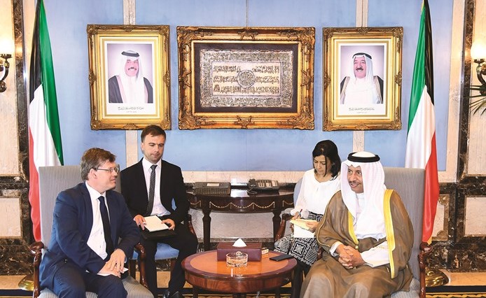سمو الشيخ جابر المبارك مستقبلا نائب رئيس وزراء أوكرانيا باولو روزينكو﻿