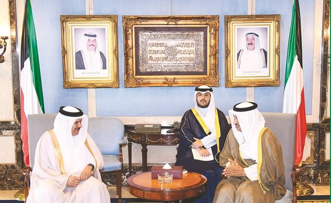 سمو الشيخ جابر المبارك مستقبلا د.عبداللطيف الزياني﻿