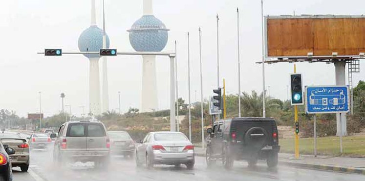 «الأرصاد»: توقعات بحدوث سيول في المناطق البرية اليوم وتحسن تدريجي في حالة الطقس غداً