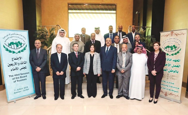 سامي العلي وعادل خدادة خلال المشاركة في الاجتماع﻿