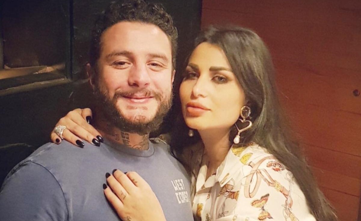 هكذا احتفل أحمد الفيشاوي بعيد ميلاد مع زوجته وبحضور والدته سمية الألفي