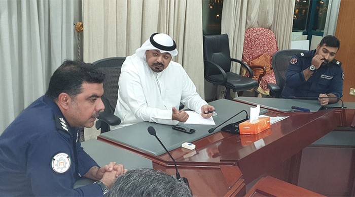 مدير عام "مؤسسة الموانئ الكويتية" يعقد اجتماعاً تنسيقياً طارئاً لوضع الخطة الاحترازية في الموانئ الثلاث