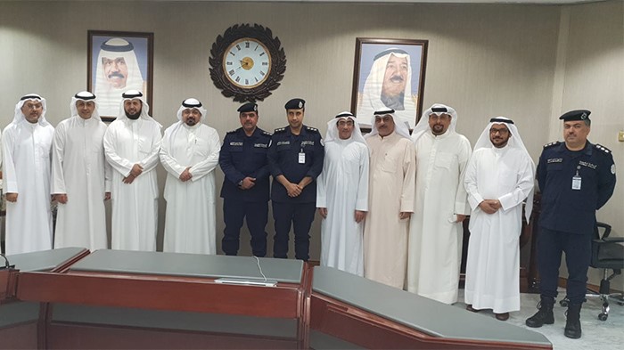 مدير عام "مؤسسة الموانئ الكويتية" يعقد اجتماعاً تنسيقياً طارئاً لوضع الخطة الاحترازية في الموانئ الثلاث
