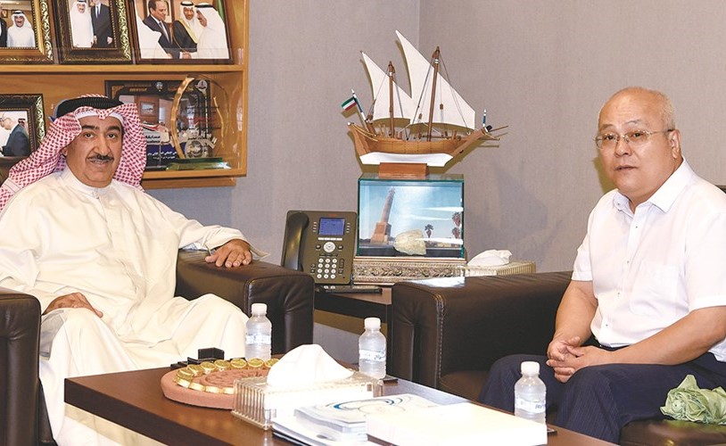  سعد العلي خلال اللقاء مع هوانغ بي تشاو	﻿
