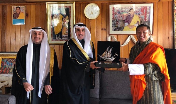 نائب رئيس مجلس الوزراء ووزير الخارجية يبعث برسالة تهنئة ودعوة الى وزير خارجية بوتان