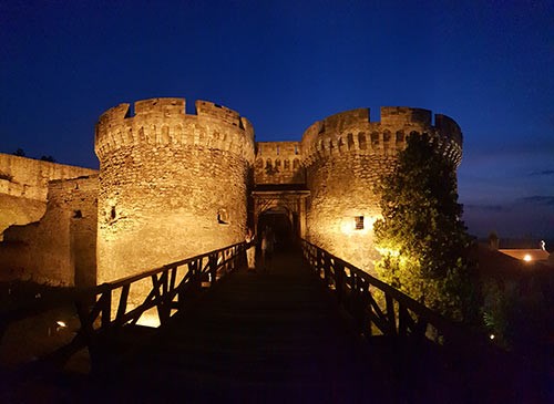 صربيا.. جنة عشاق المغــــــامرة