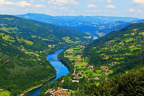 صربيا.. جنة عشاق المغــــــامرة