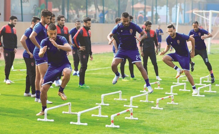 الأهلي في دبي لمواجهة الوصل الخميس