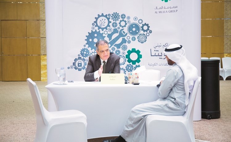الشباب الكويتي يتوافدون للعمل لدى «الملا أوتوموبيلز»