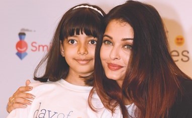 إيشواريا وابنتها