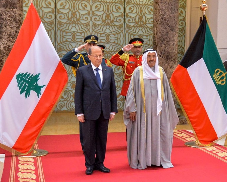صاحب السمو الأمير الشيخ صباح الأحمد والرئيس اللبناني العماد ميشال عون (أرشيفية)