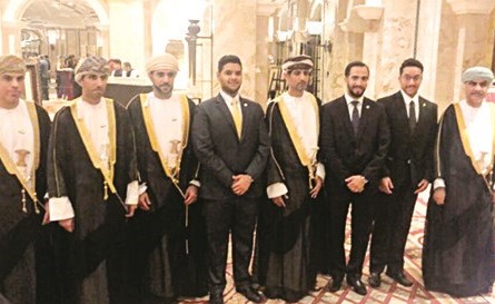  عبدالله جاسم التنيب وفواز القحطاني وسيحان السيحان يقدمون التهاني بالعيد الوطني لسلطنة عمان الشقيقة﻿