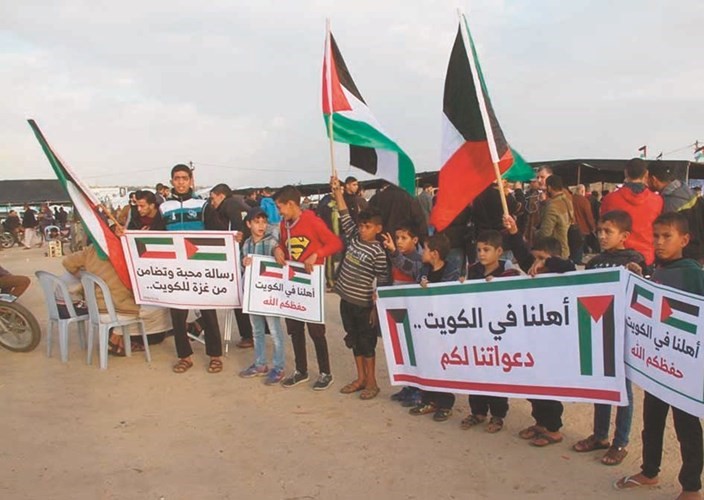 «فنار» يوثق السنوات المطيرة التي مرت على الديرة