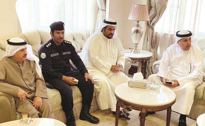 محمد شرار والشيخ صباح فهد الناصر وسيف الشلاحي ﻿