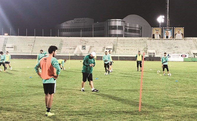 جانب من تدريبات الأخضر أمس﻿