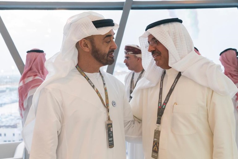 الشيخ أحمد النواف وولي عهد أبوظبي الشيخ محمد بن زايد 