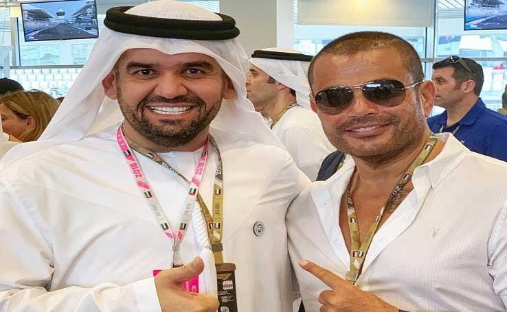 الجسمي ينشر صورة مع عمرو دياب في أبو ظبي: «منور بين أهلك وناسك»