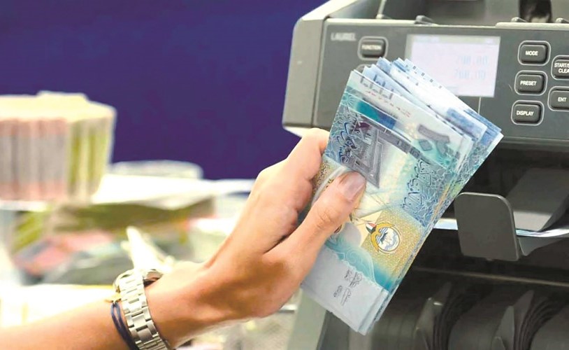 الكويت ترفع احتياطي النقد الأجنبي ليتخطى 35 مليار دولار