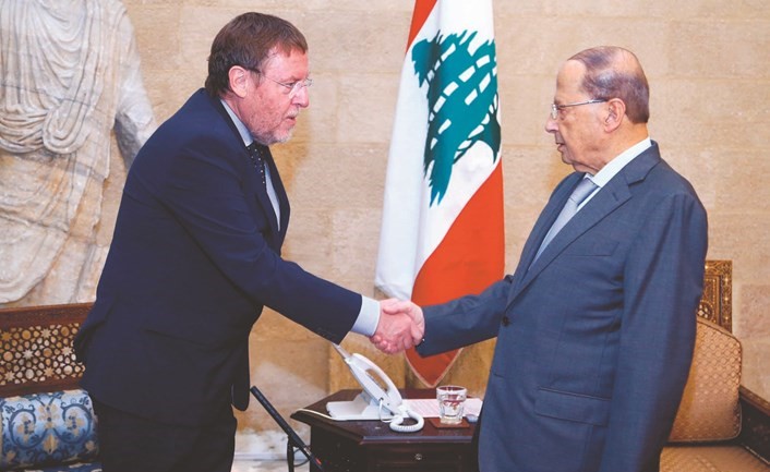 الرئيس اللبناني العماد ميشال عون مستقبلا رئيس مجلس النواب البلجيكي سيغريد براكال	 (محمود الطويل)﻿