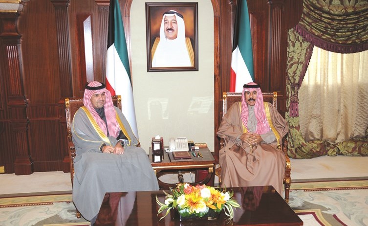 سمو ولي العهد الشيخ نواف الأحمد مستقبلا أنس الصالح﻿