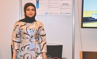 مهندسات الهندسة الكهربائية ابتكرن مشروع «روبو بينت لتخطيط مواقف السيارات وفق المعايير العالمية»