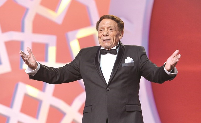 عادل إمام﻿