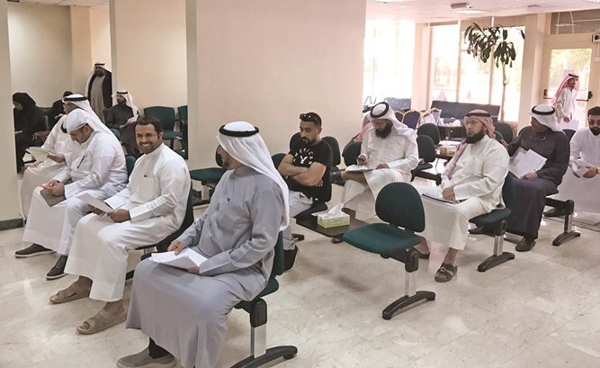 جانب من المراجعين في الهيئة العامة لتقدير التعويضات ﻿