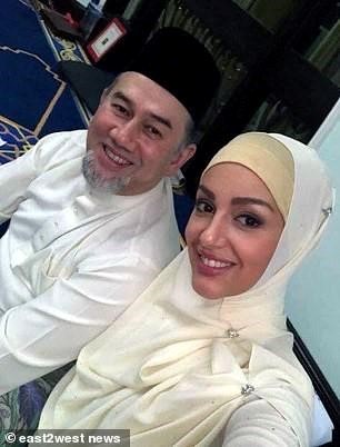 بالصور.. قصة الحسناء التي خطفت قلب ملك ماليزيا